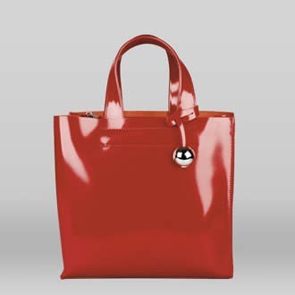 borsa rossa vernice