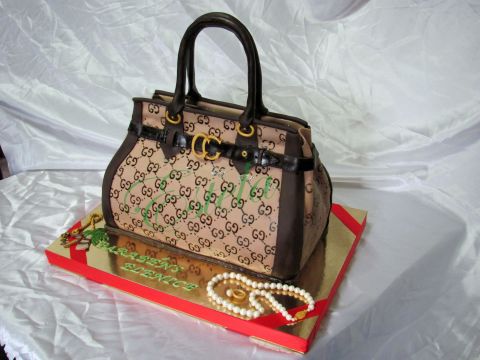 torta borsa gucci